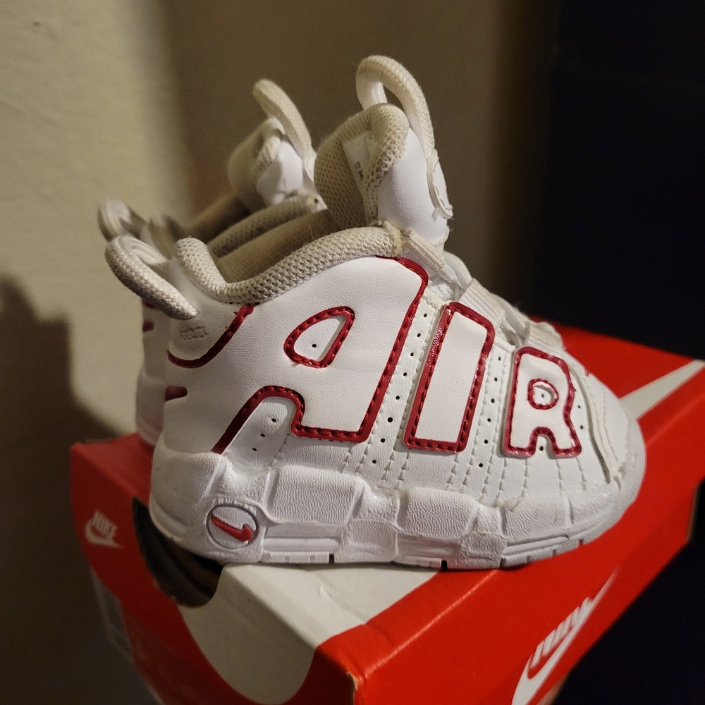 Nike Air uptempo sneakers